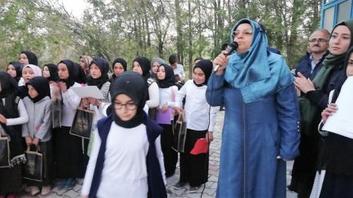 Karadiin  Kur'an Kursu'nda Diploma Treni 